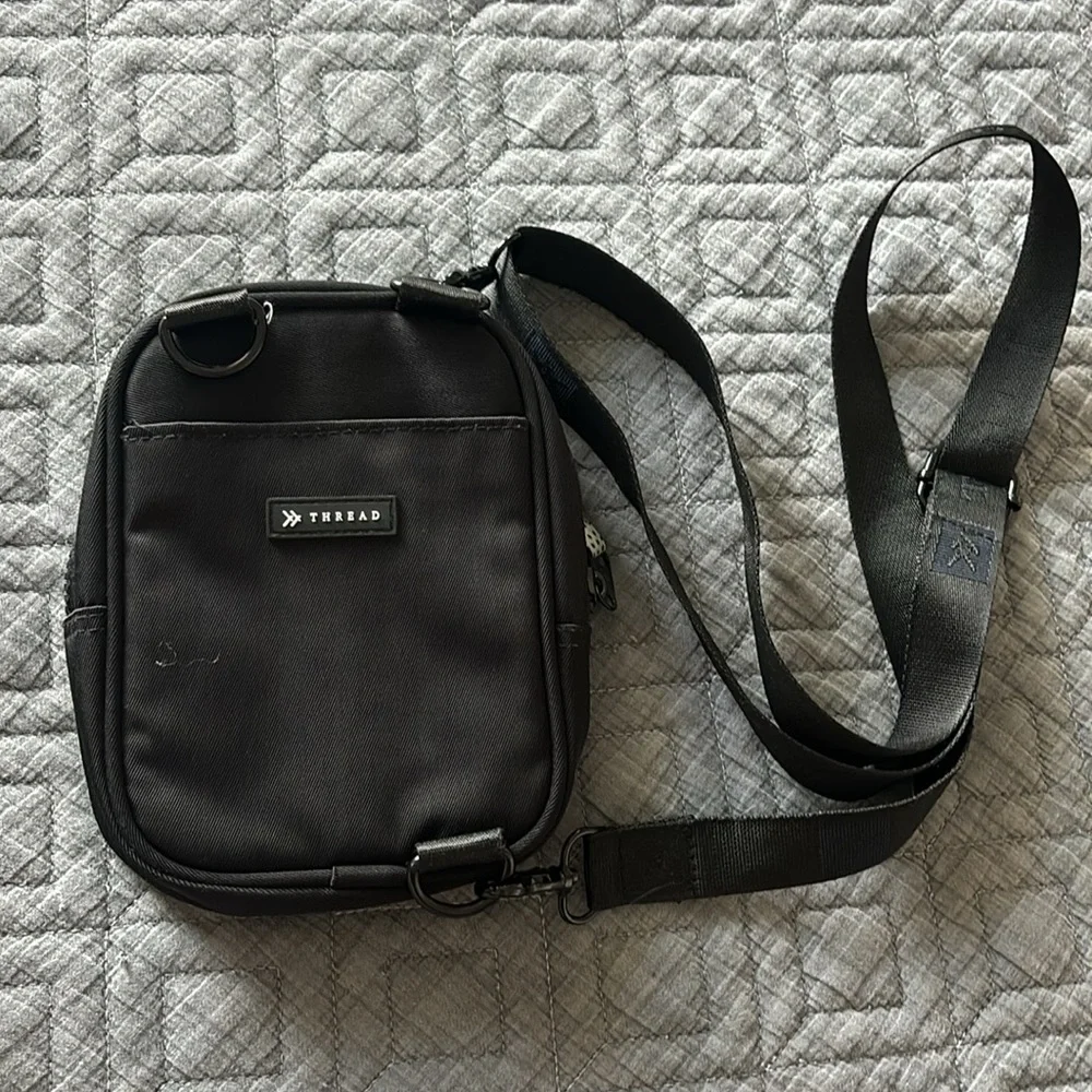 Thread wallet bag - Picture 2 of 3